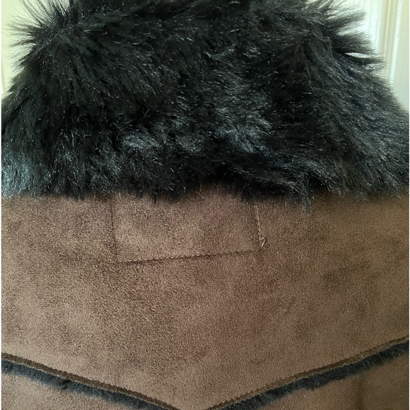 Powder River Outfitters Design Panhandle Slim ladies long faux suede coa… - Picture 2 of 7